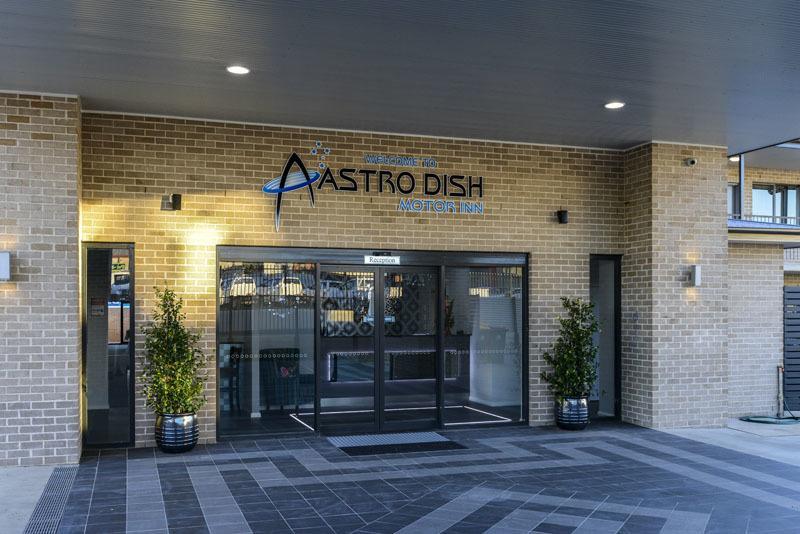 Astro Dish Motor Motel Parkes